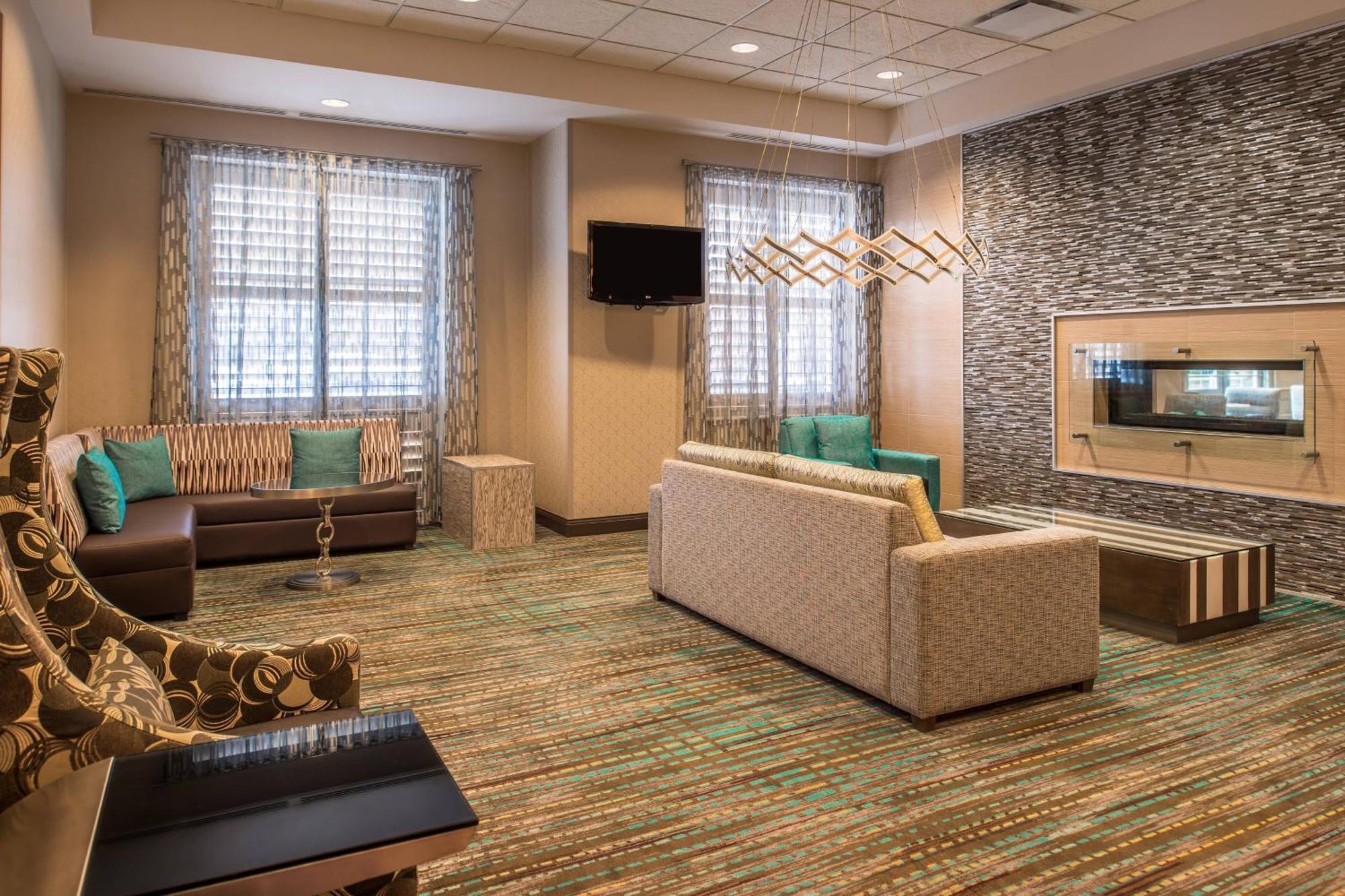 North Shore Hotel 4*