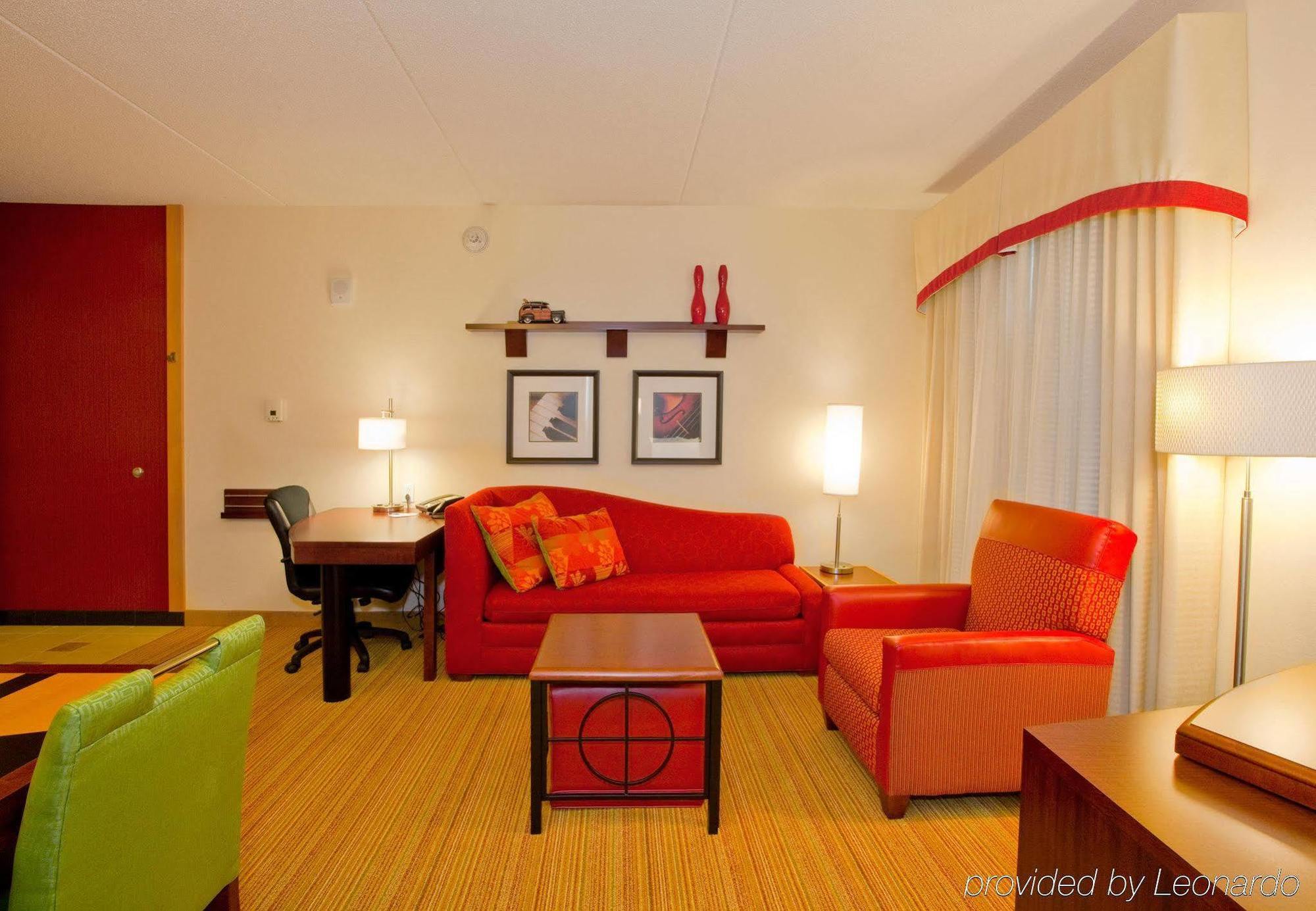 North Shore Hotel 4*